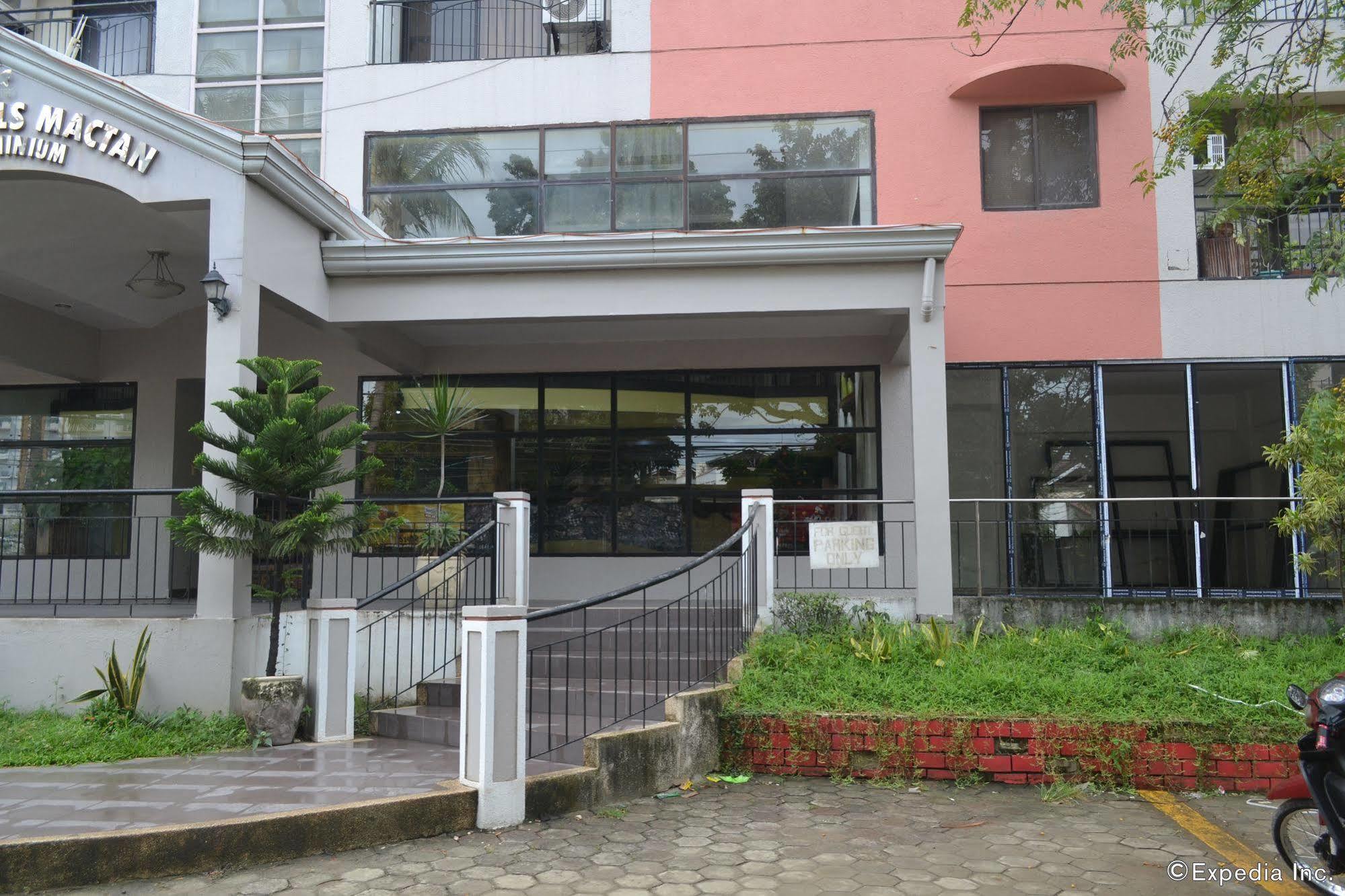 SDR Mactan Apartments Cebú Exterior foto